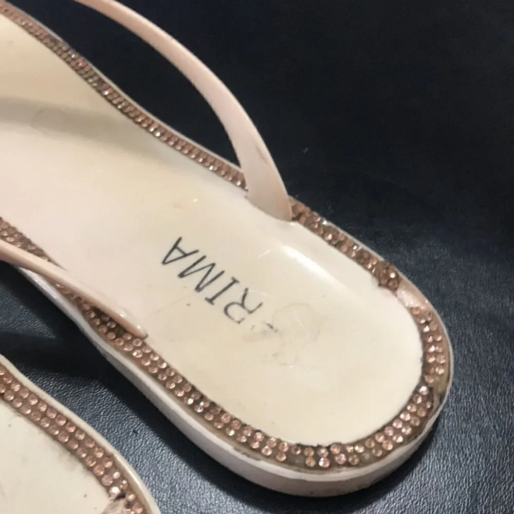 Gold Prima Sandals Size 8 Bam Forever with Purse